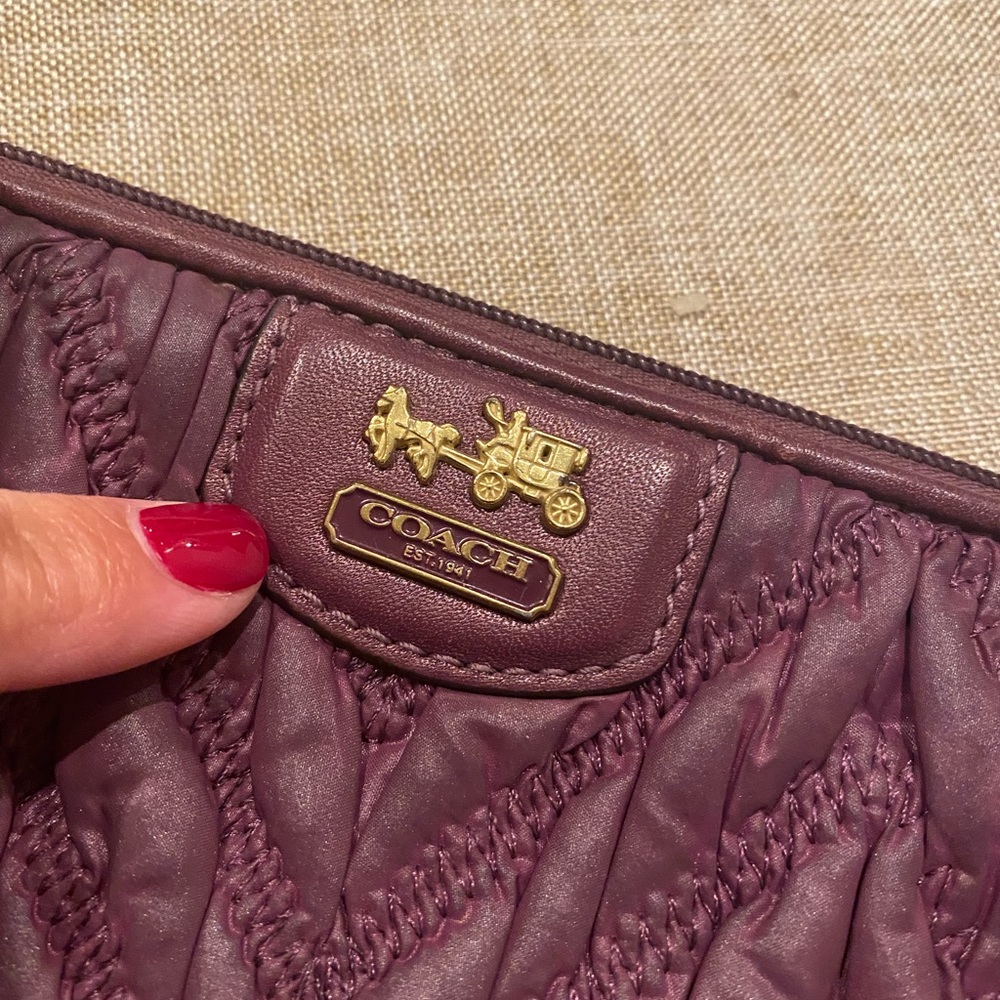 Coach - wristlet